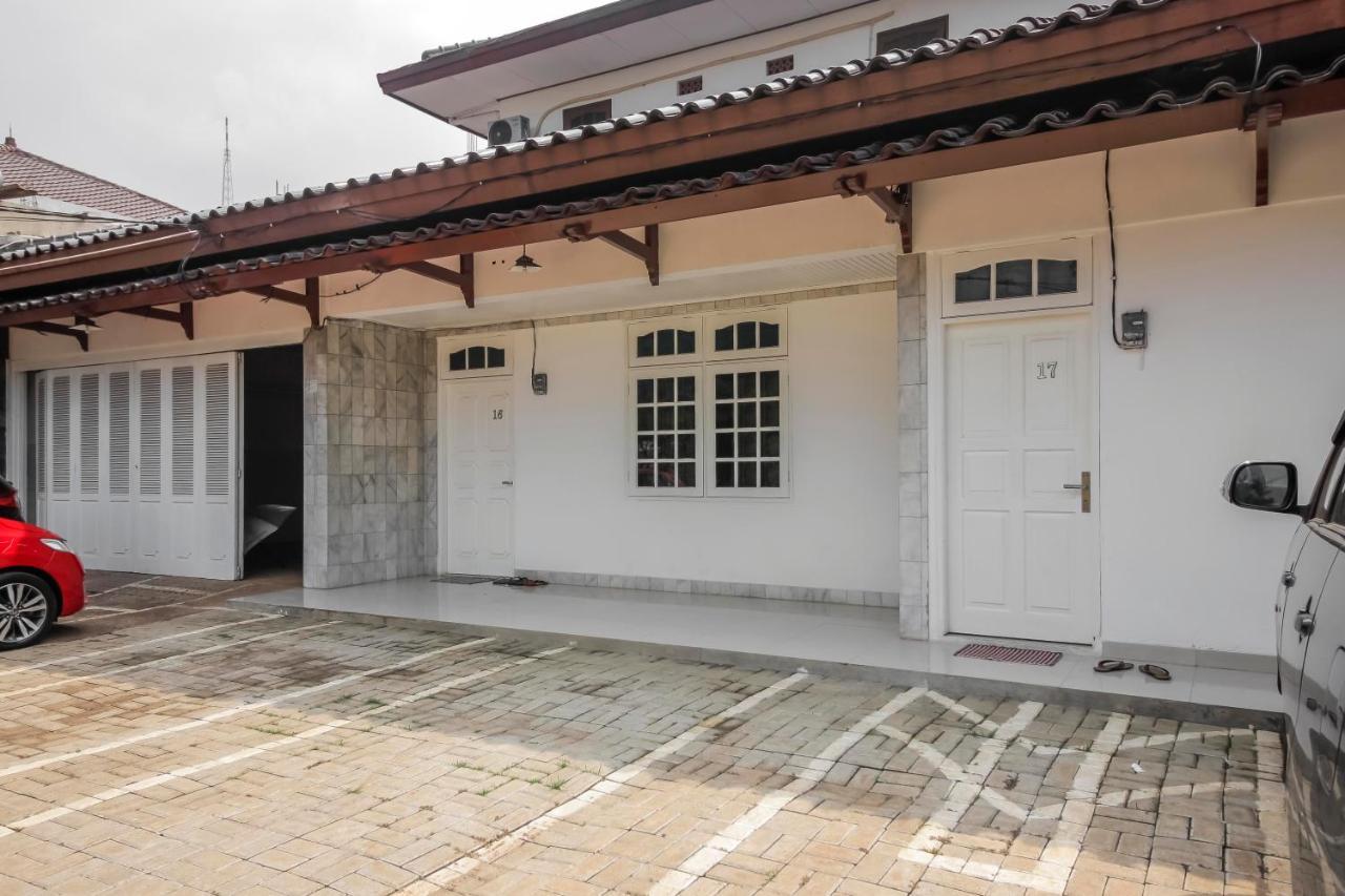 Reddoorz @ Meruya 2 Rumah tetamu